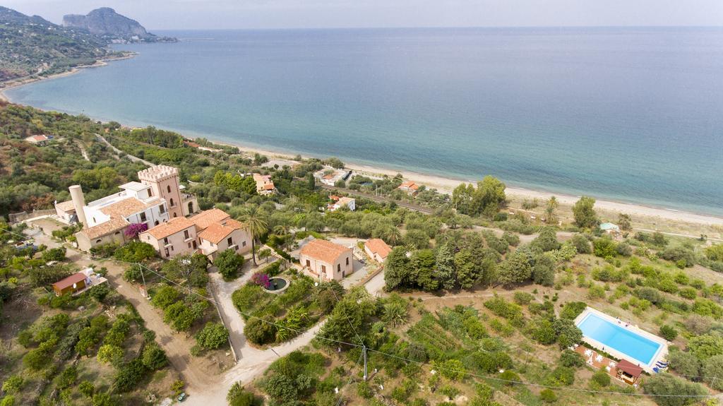 Villa Palamara 1868-Toweronthesea Sant'Ambrogio  Dış mekan fotoğraf